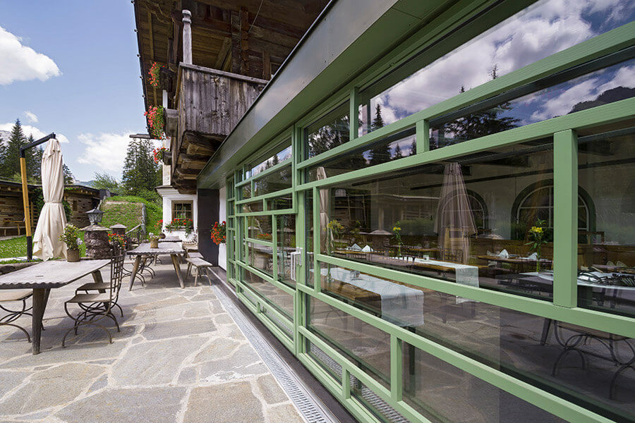 Una fascia finestrata